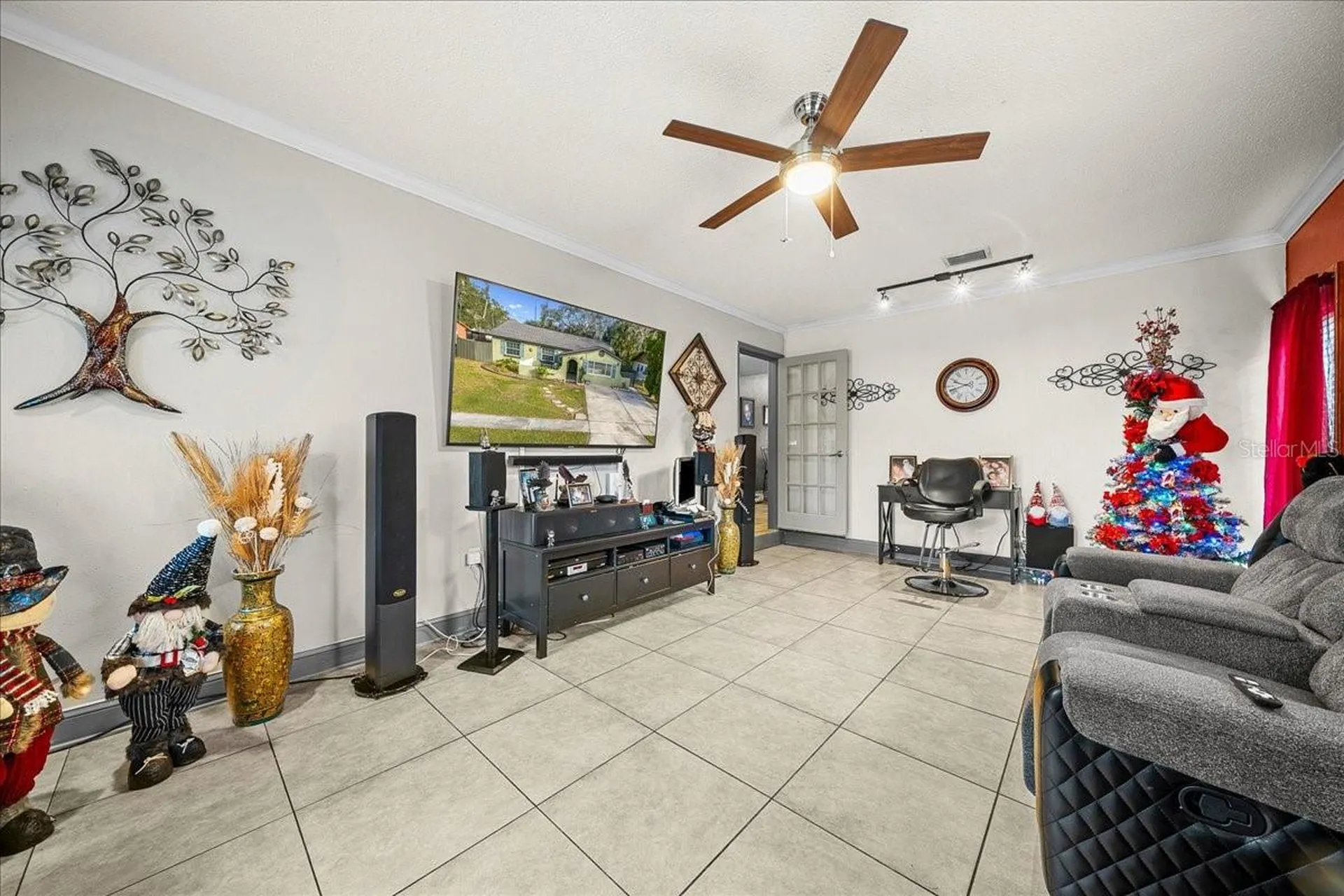 8307 Esperanza Street Orlando FL 32817