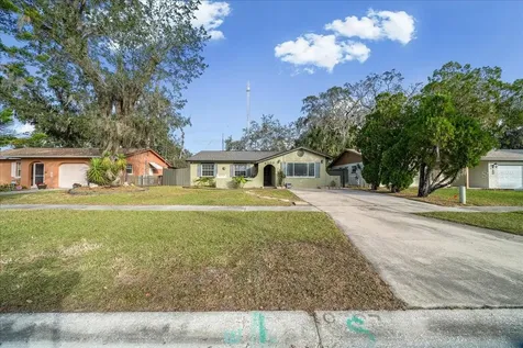 8307 Esperanza Street Orlando FL 32817