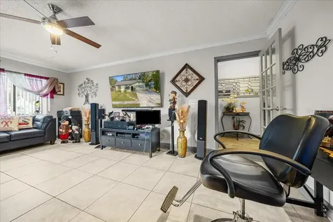 8307 Esperanza Street Orlando FL 32817