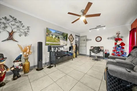 8307 Esperanza Street Orlando FL 32817