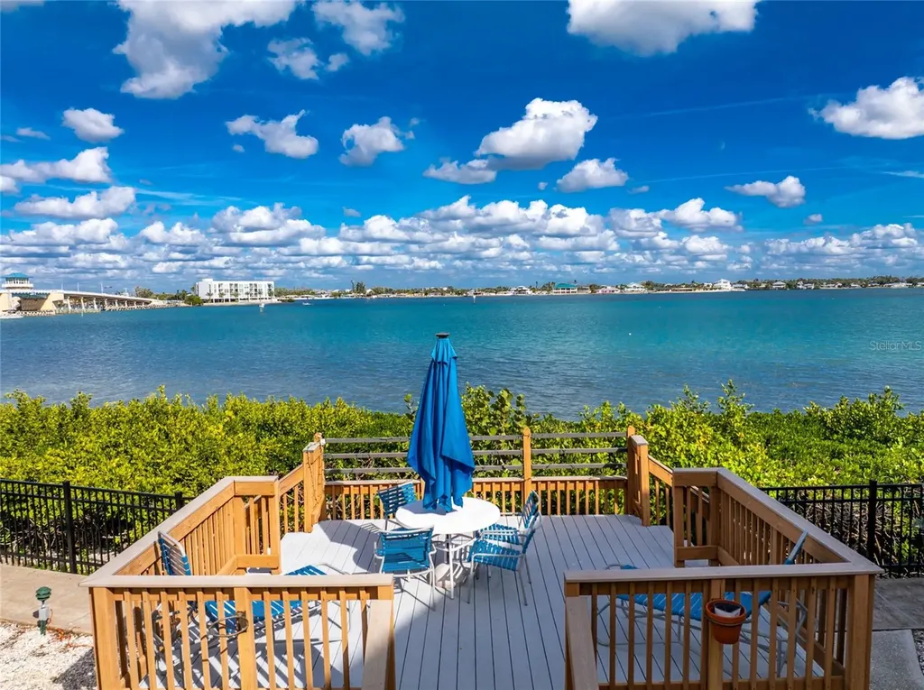 1401 Beach Road Englewood FL 34223