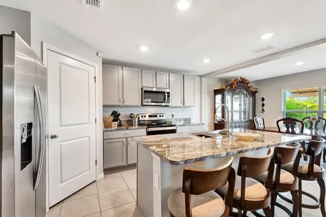 2942 Rock Sound Street Bradenton FL 34208