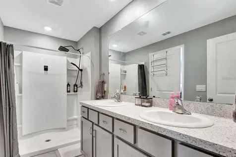 2942 Rock Sound Street Bradenton FL 34208