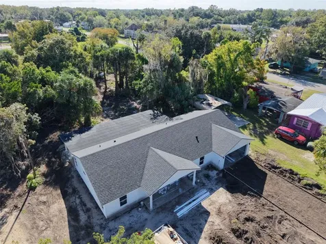 101 Yawn Avenue Interlachen FL 32148