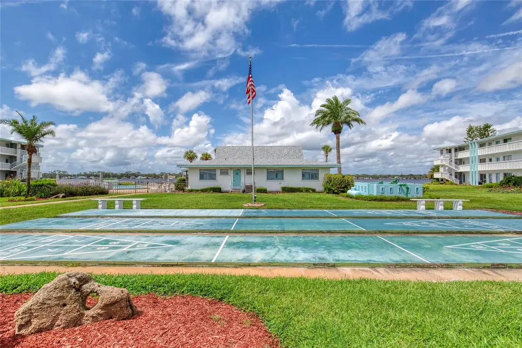 3013 N Halifax Avenue Daytona Beach FL 32118