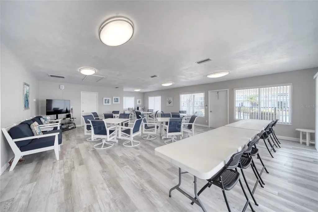 3013 N Halifax Avenue Daytona Beach FL 32118