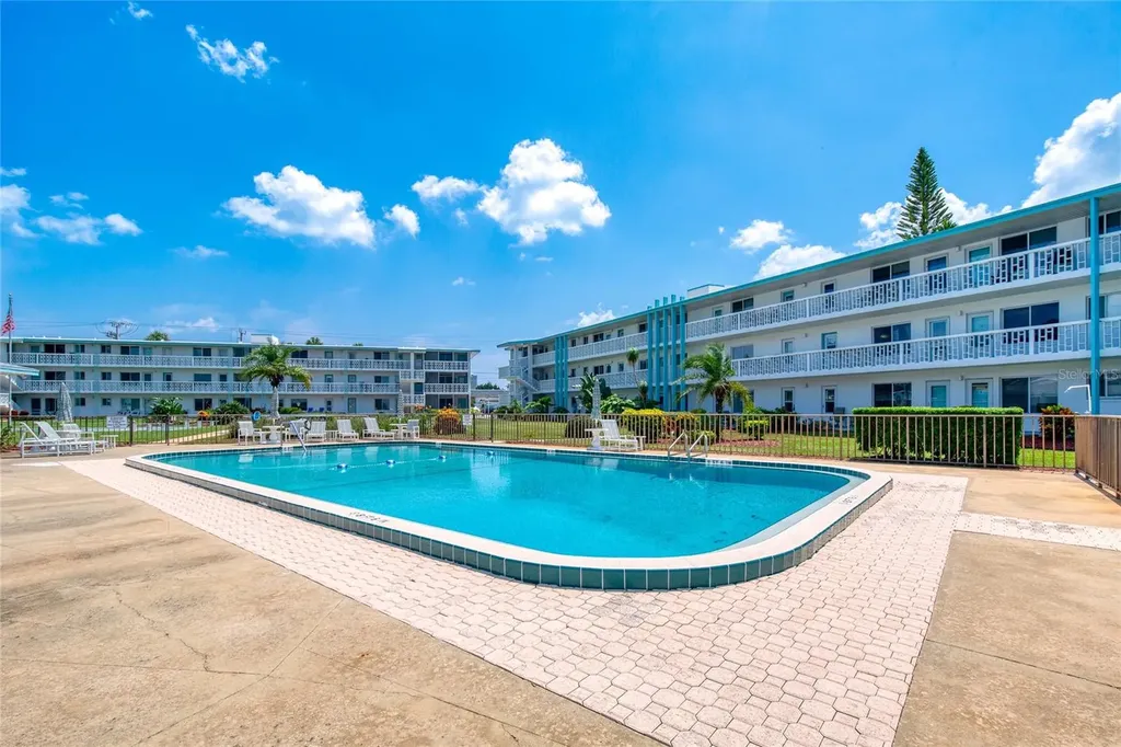 3013 N Halifax Avenue Daytona Beach FL 32118