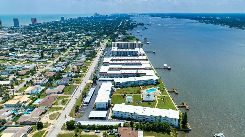 3013 N Halifax Avenue Daytona Beach FL 32118