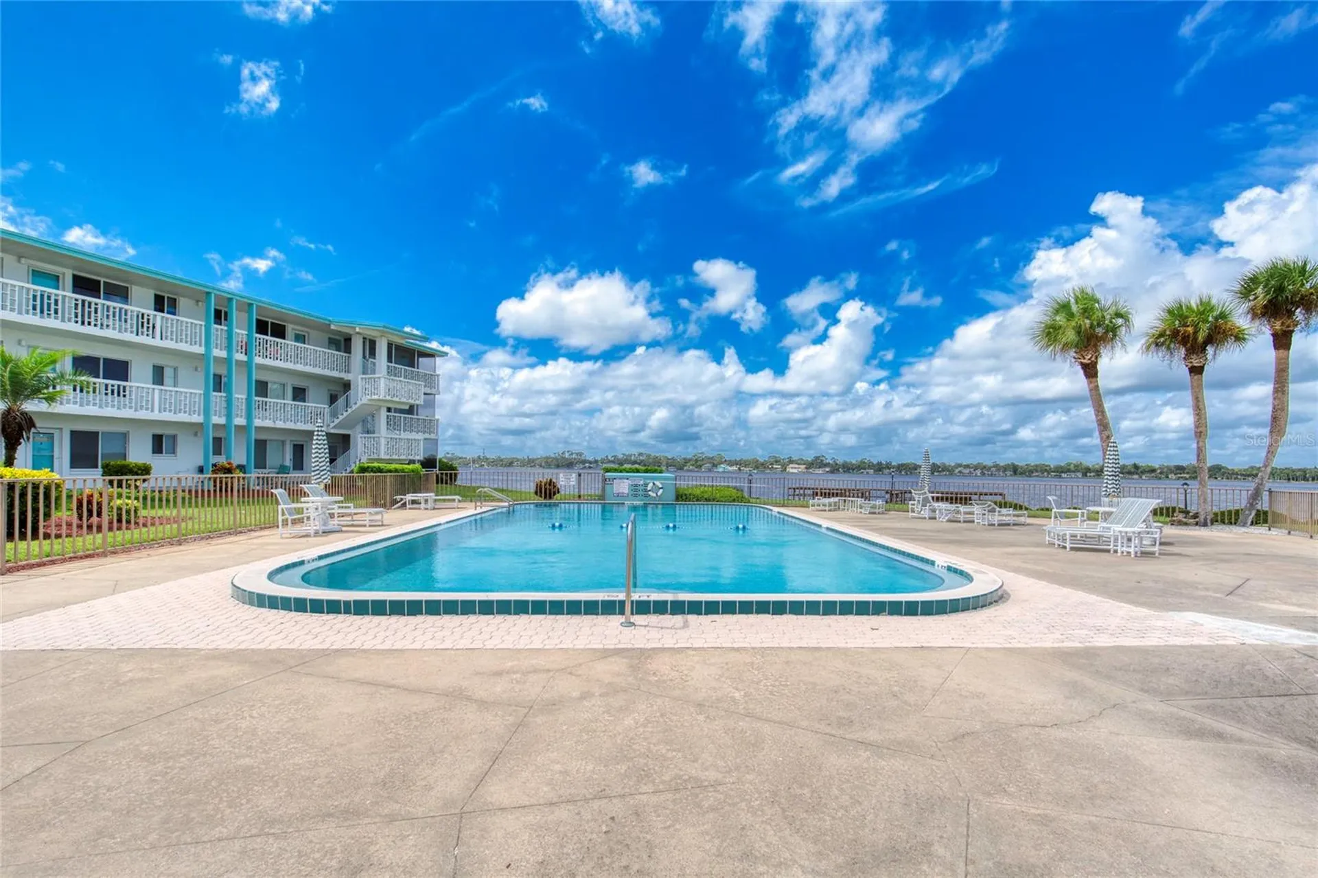 3013 N Halifax Avenue Daytona Beach FL 32118