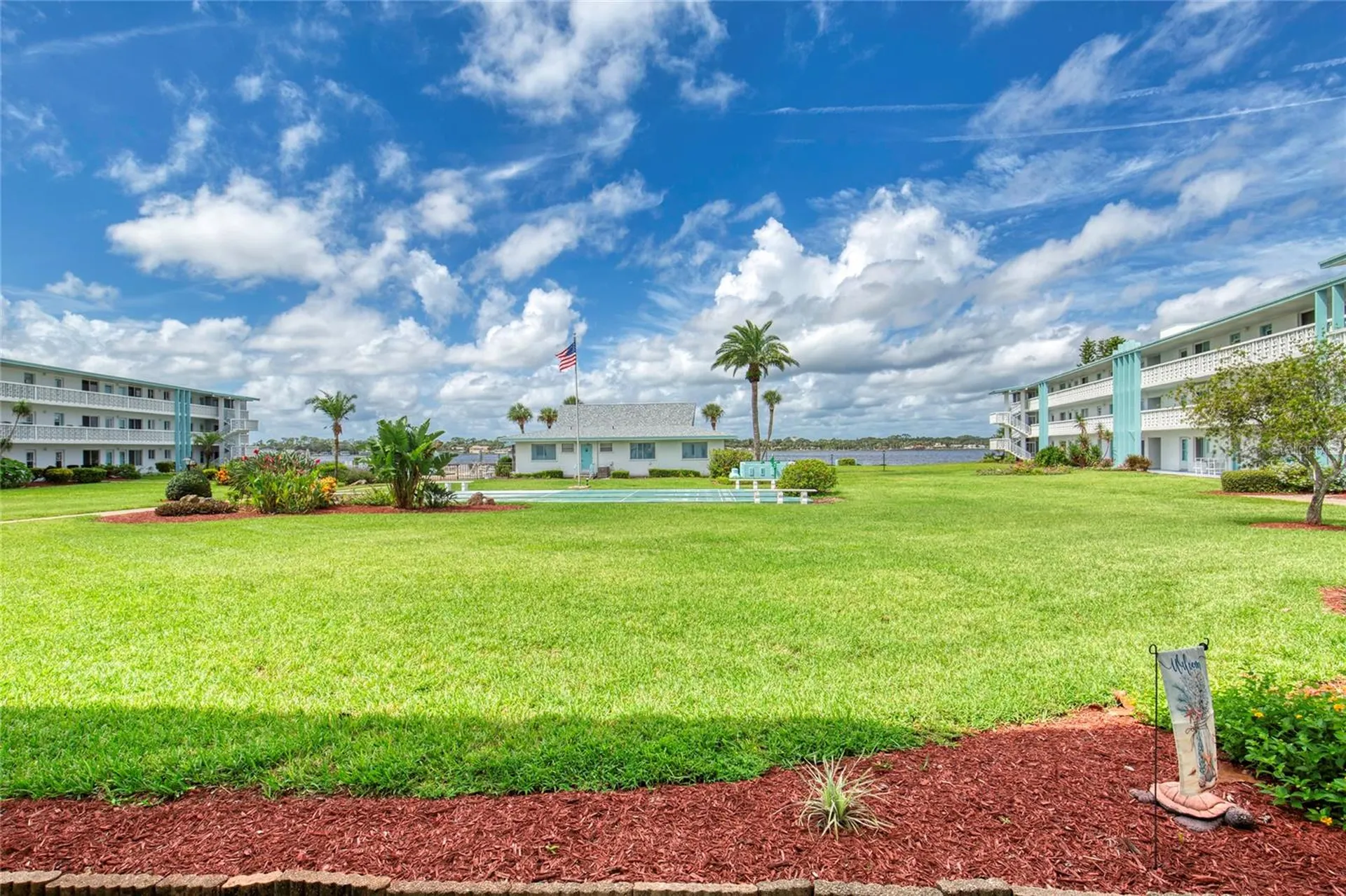 3013 N Halifax Avenue Daytona Beach FL 32118