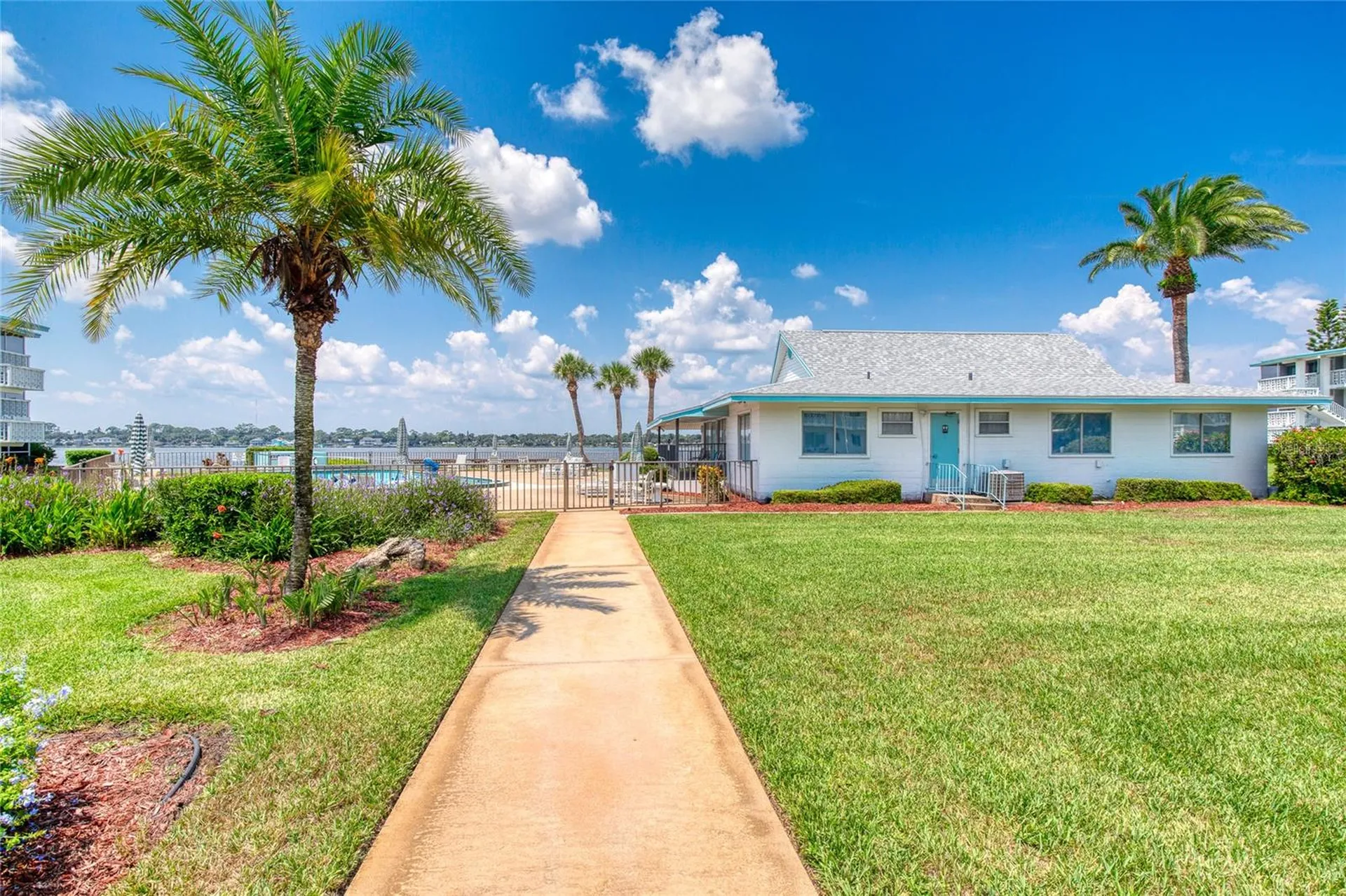 3013 N Halifax Avenue Daytona Beach FL 32118