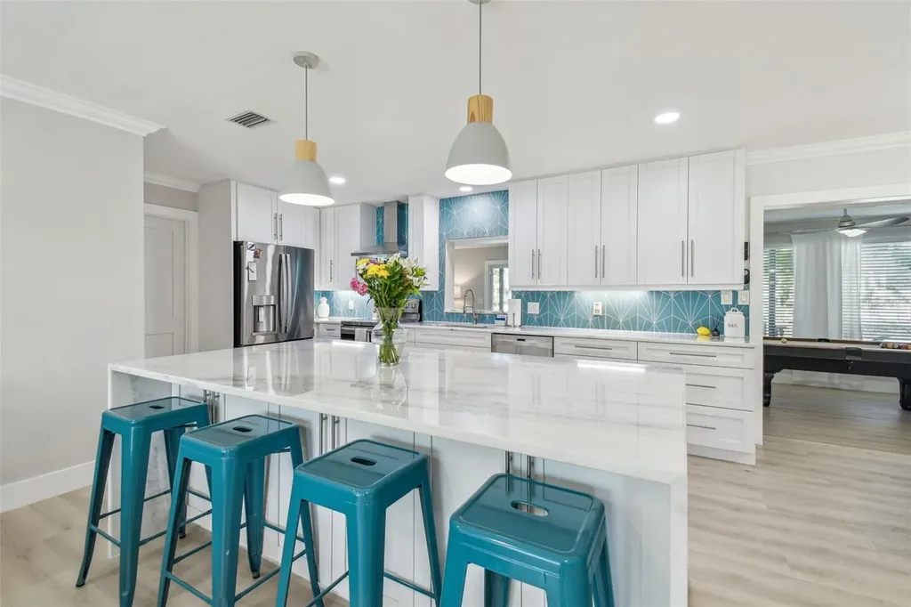 3922 Fontainebleau Drive Tampa FL 33634