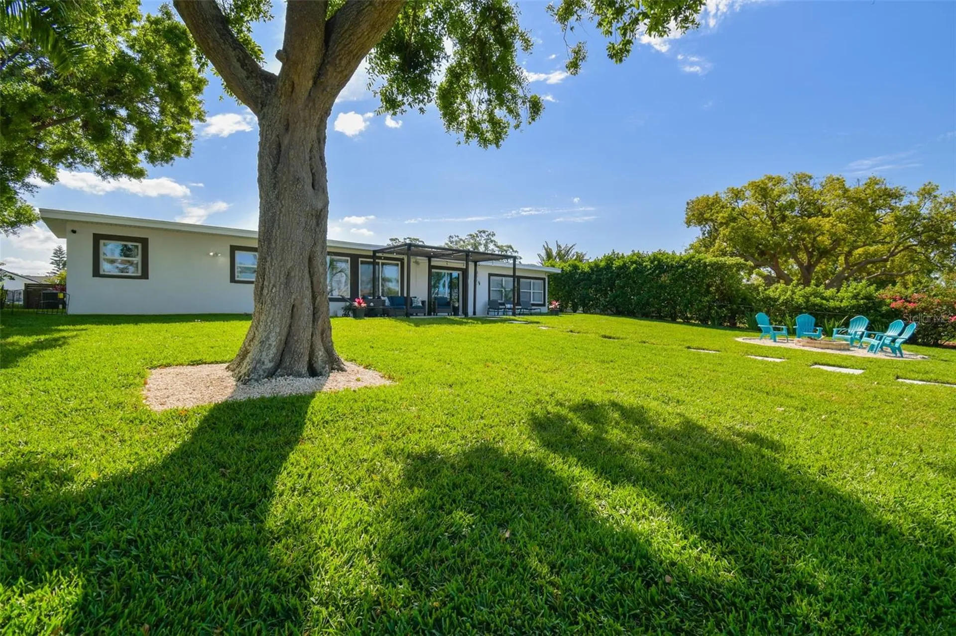3922 Fontainebleau Drive Tampa FL 33634