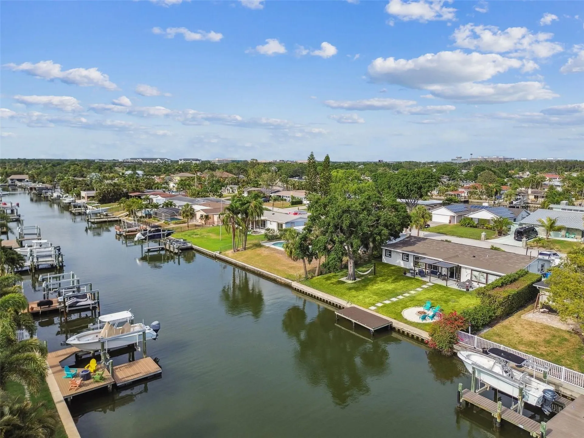 3922 Fontainebleau Drive Tampa FL 33634
