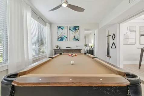 3922 Fontainebleau Drive Tampa FL 33634