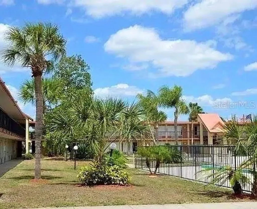 43420 Highway 27 Davenport FL 33837