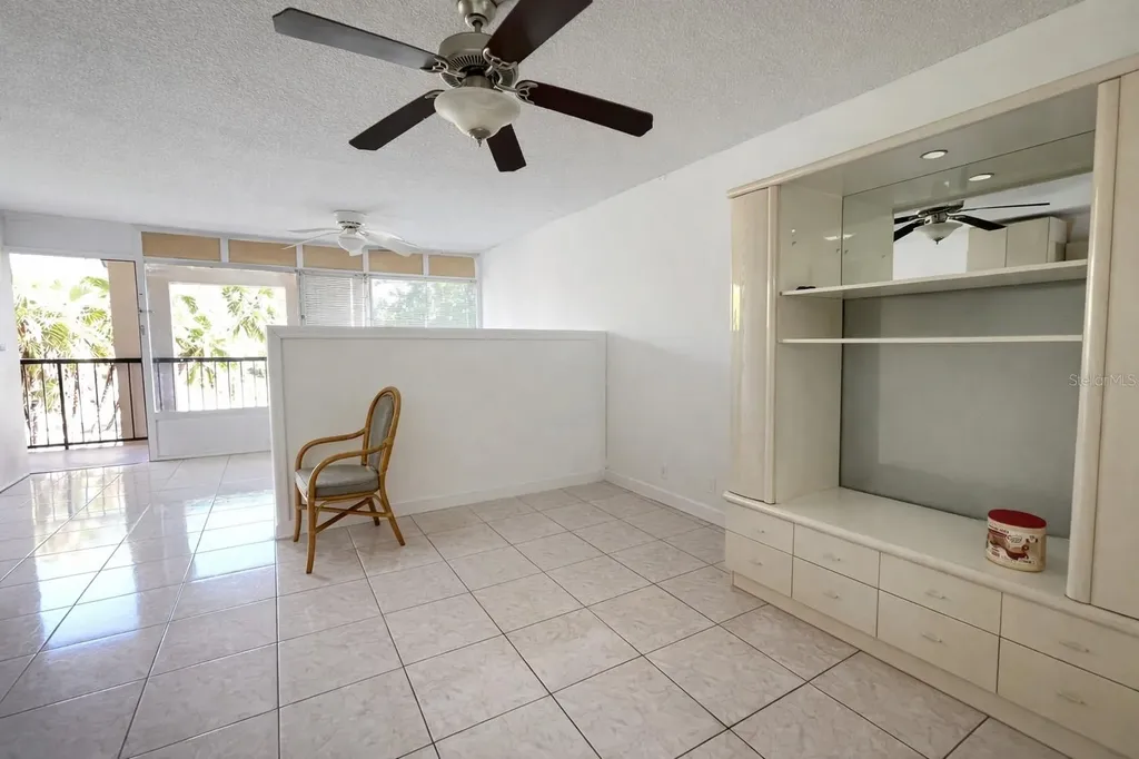 43420 Highway 27 Davenport FL 33837