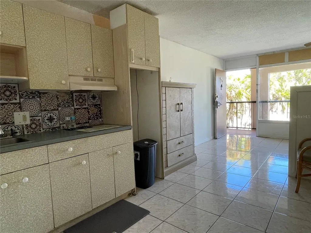 43420 Highway 27 Davenport FL 33837