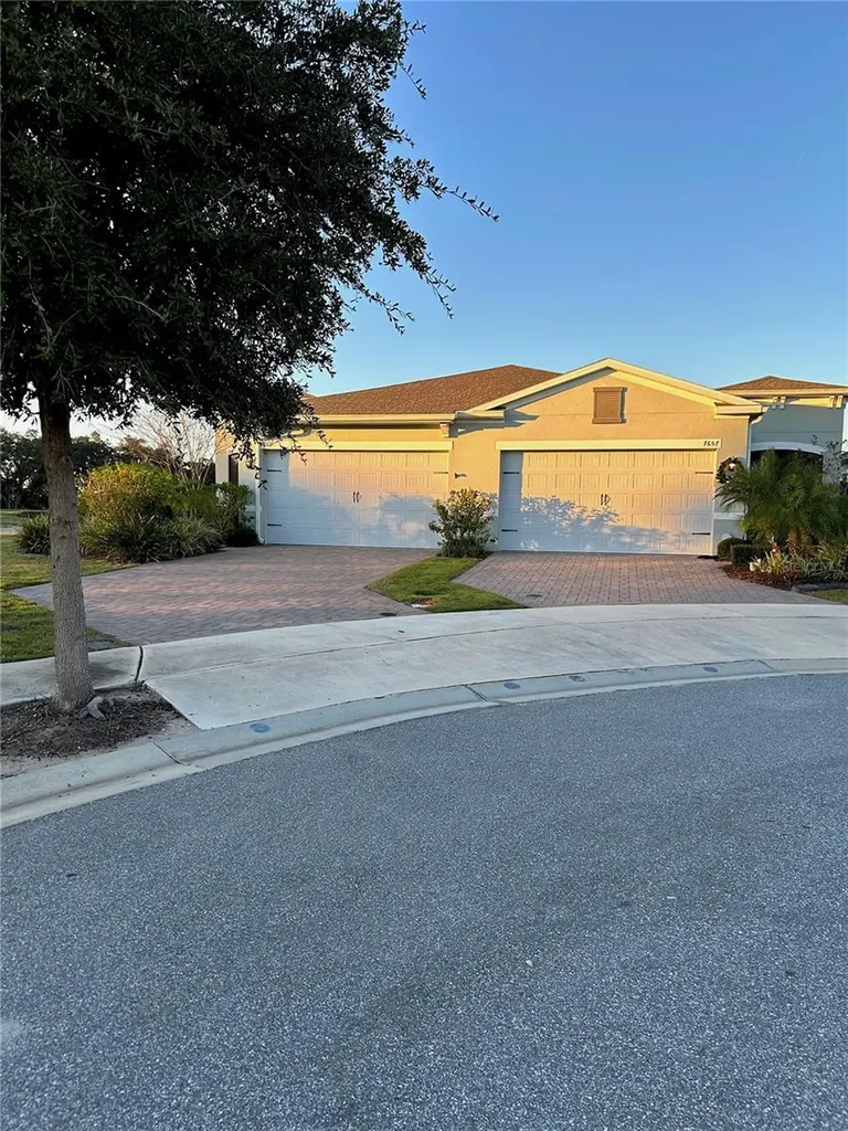 7661 Sand Pierre Court Kissimmee FL 34747
