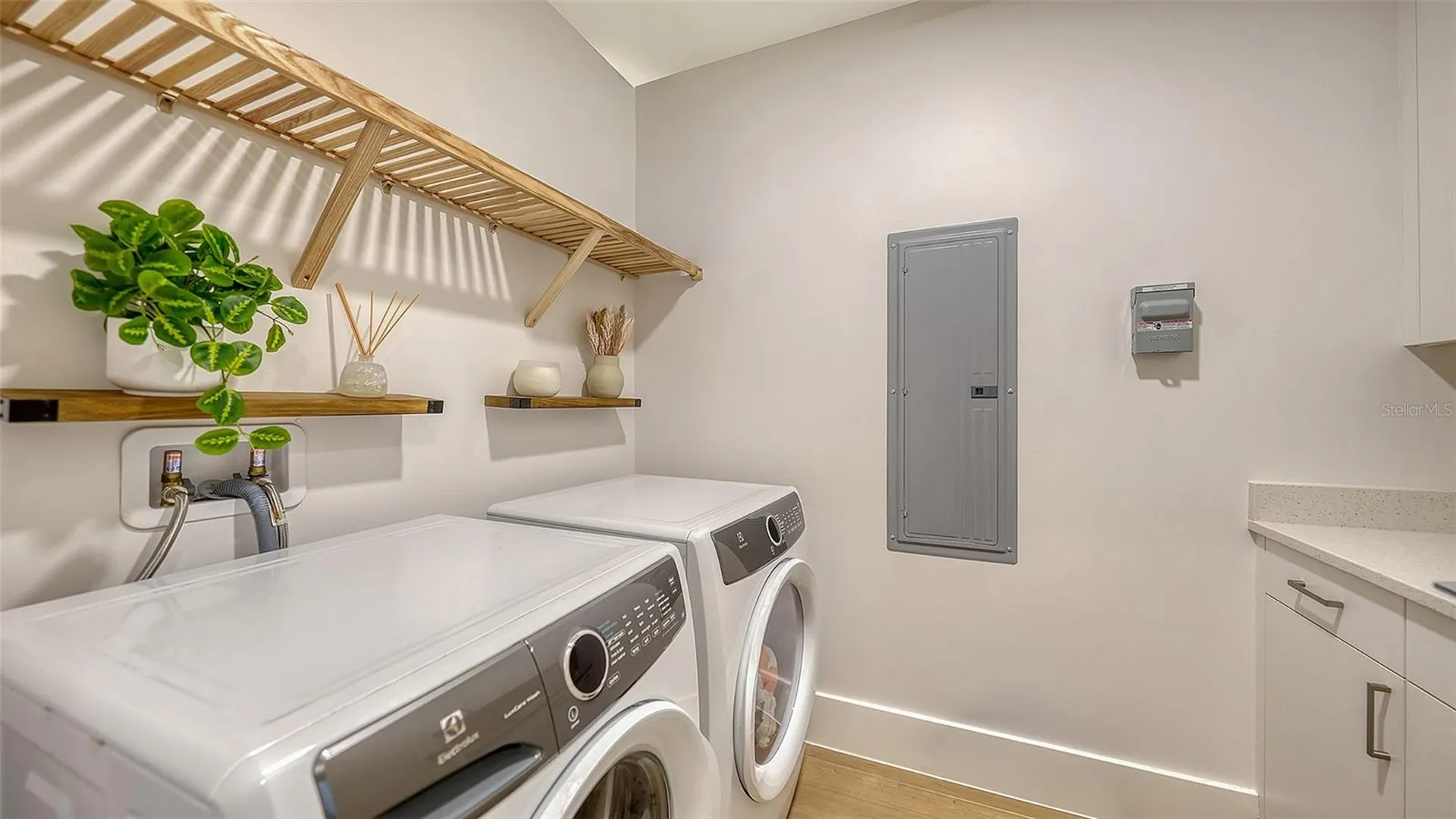 540 N Tamiami Trail Sarasota FL 34236