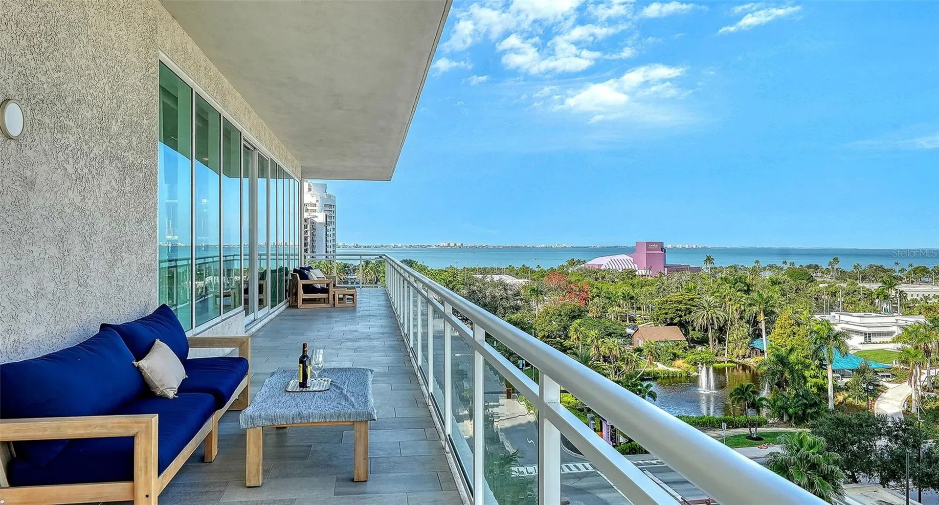 540 N Tamiami Trail Sarasota FL 34236