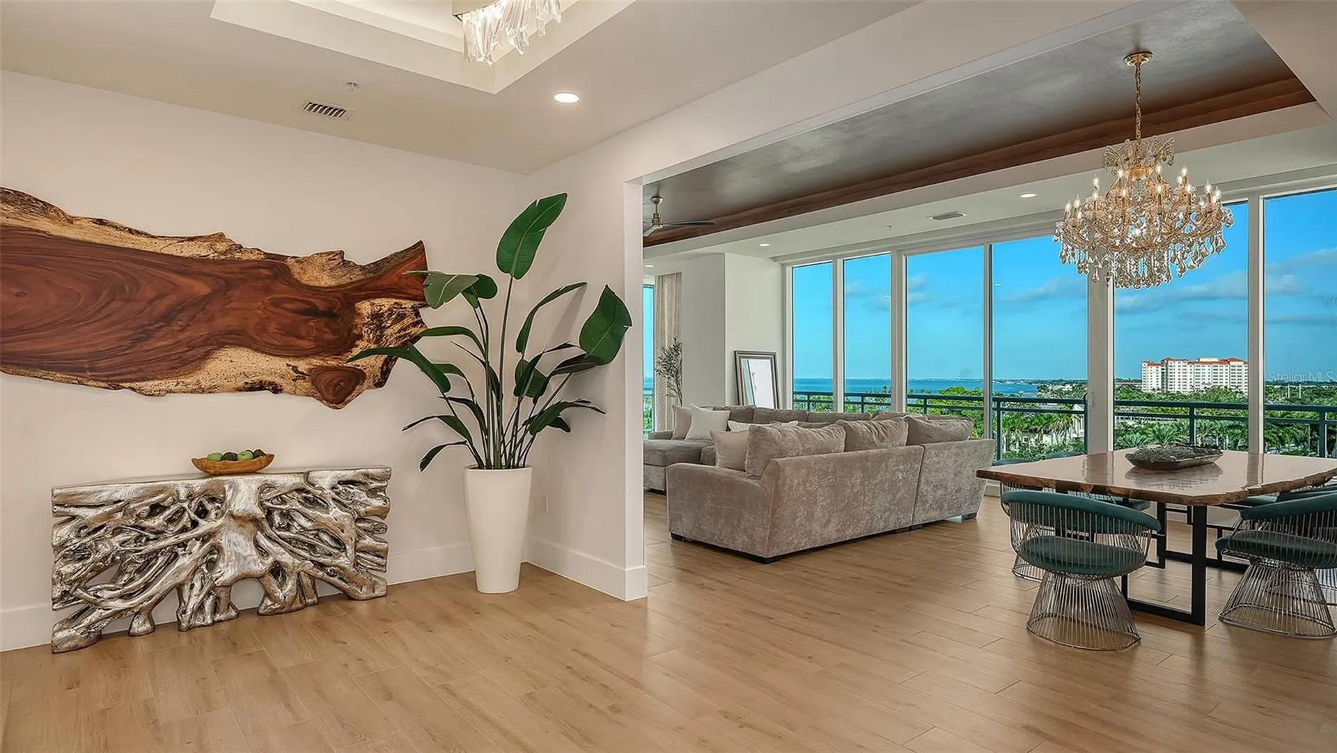 540 N Tamiami Trail Sarasota FL 34236