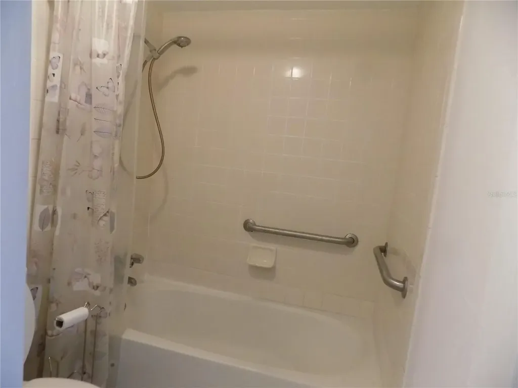 2811 SW Archer Road Gainesville FL 32608