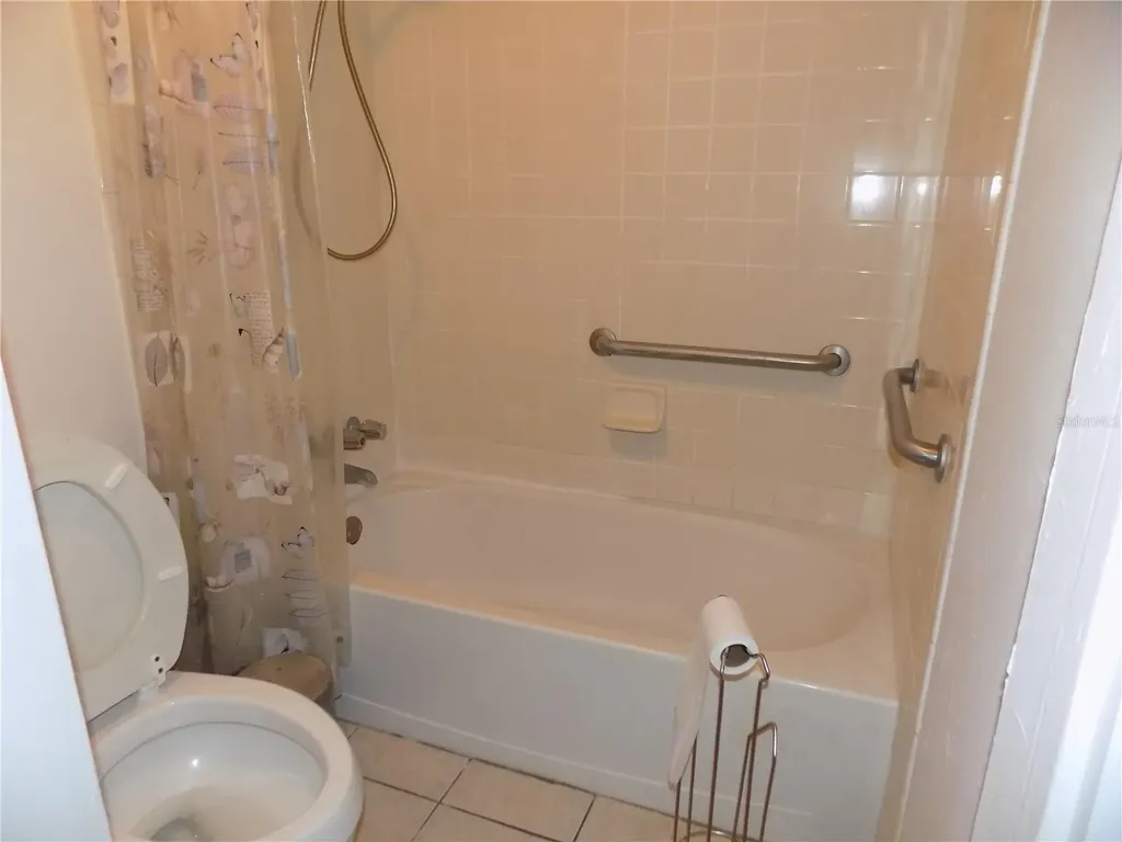 2811 SW Archer Road Gainesville FL 32608
