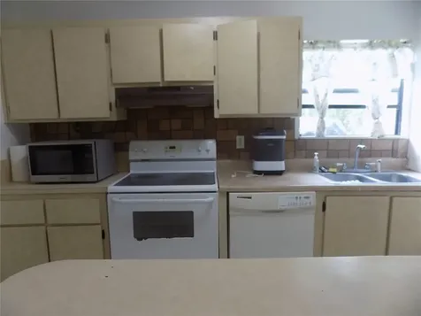 2811 SW Archer Road Gainesville FL 32608
