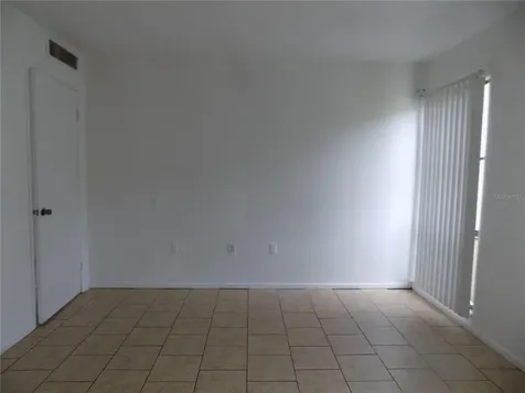 2811 SW Archer Road Gainesville FL 32608