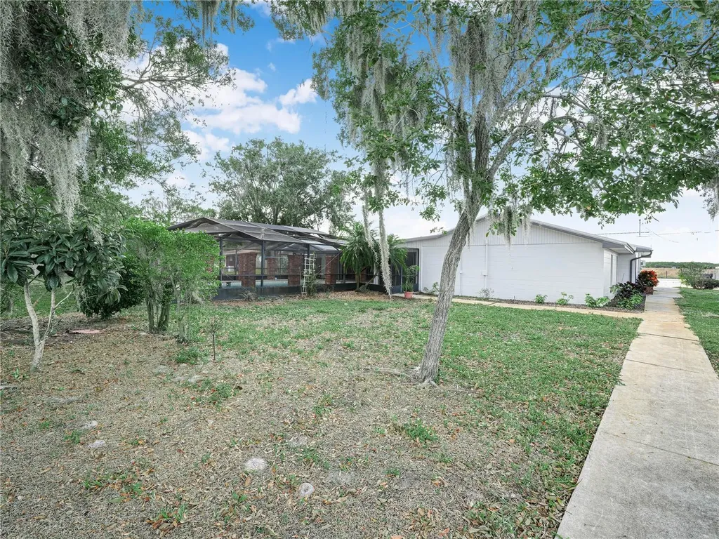 1761 Hwy 630 W Frostproof FL 33843