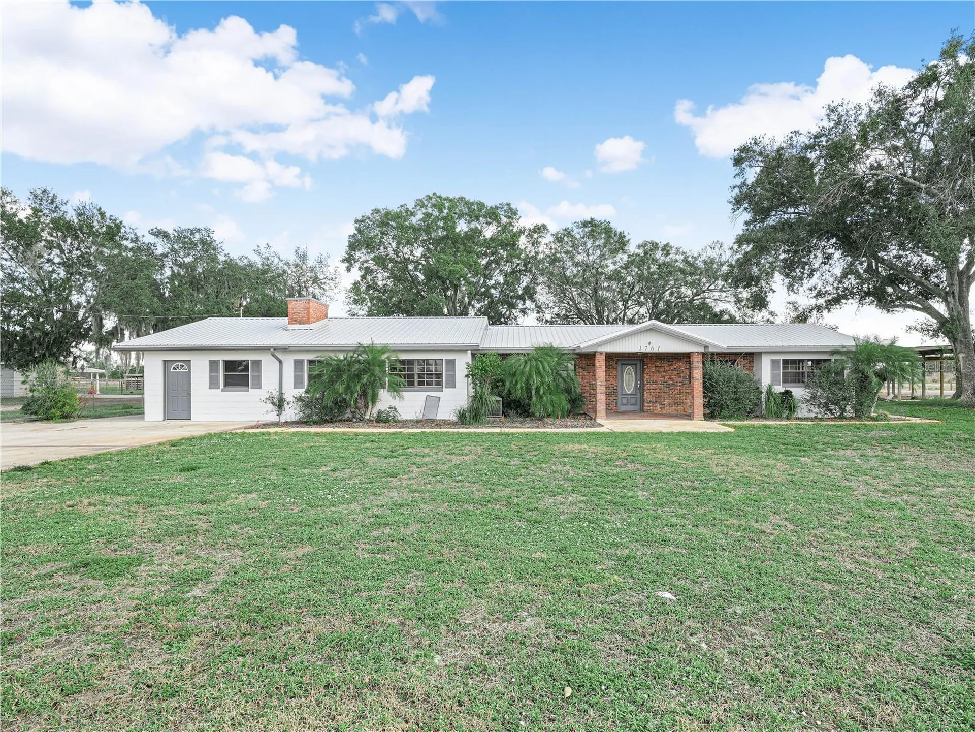 1761 Hwy 630 W Frostproof FL 33843