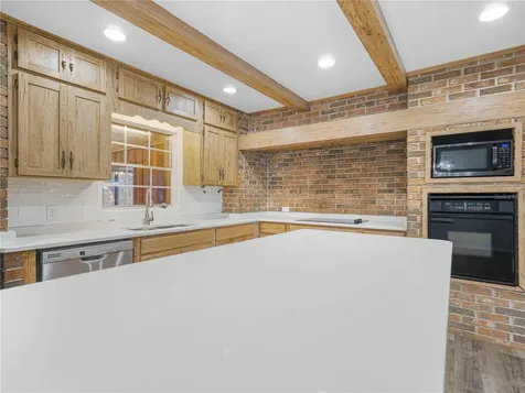 1761 Hwy 630 W Frostproof FL 33843