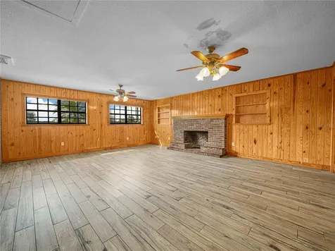 1761 Hwy 630 W Frostproof FL 33843