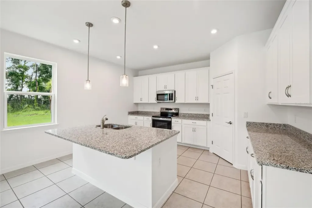 9596 Starling Loop Leesburg FL 34788