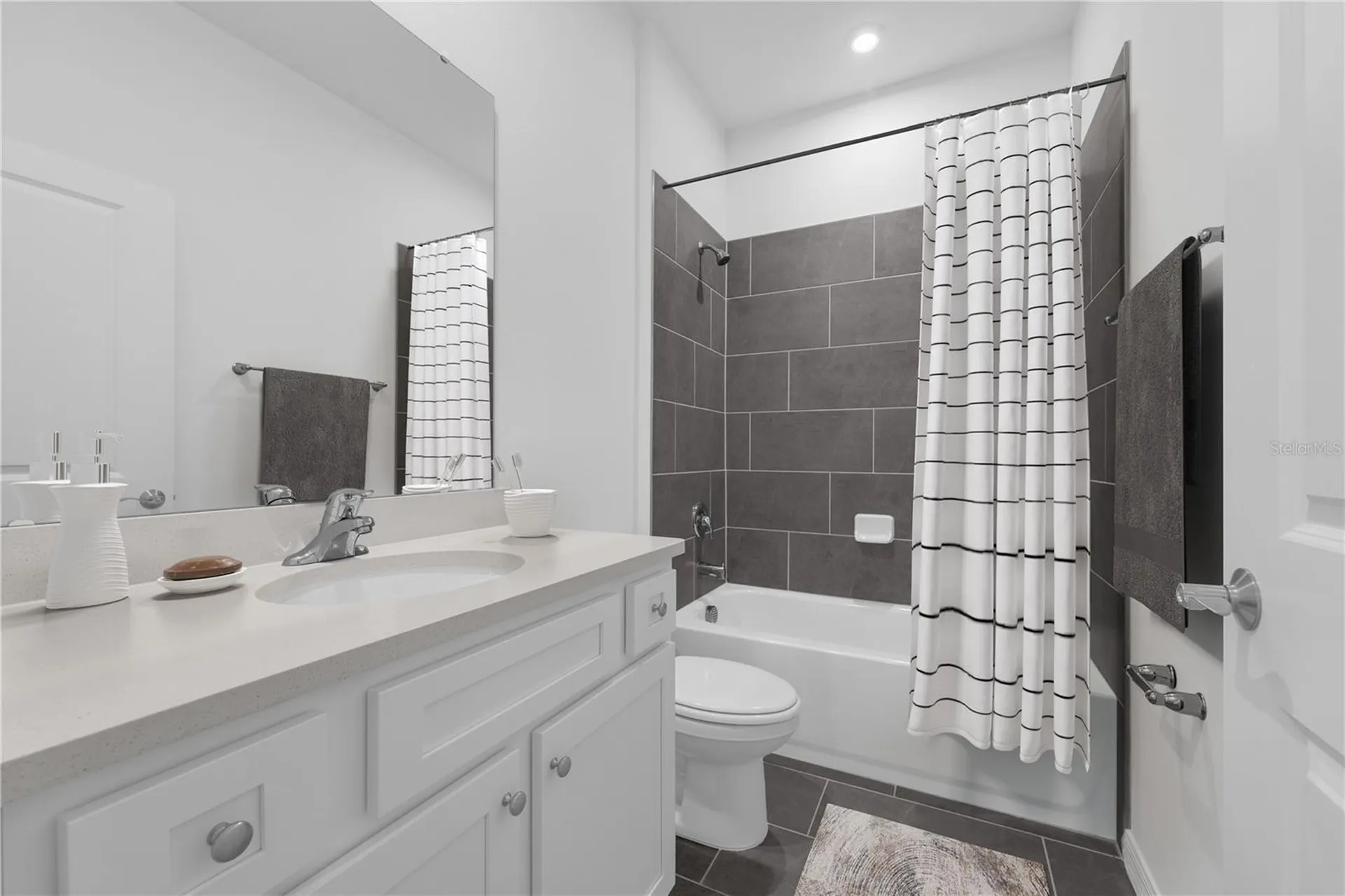 9596 Starling Loop Leesburg FL 34788