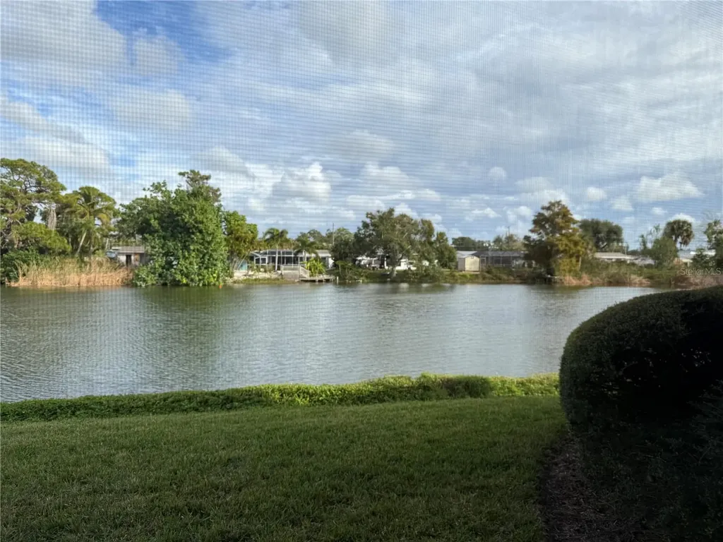 5697 Ashton Lake Drive Sarasota FL 34231
