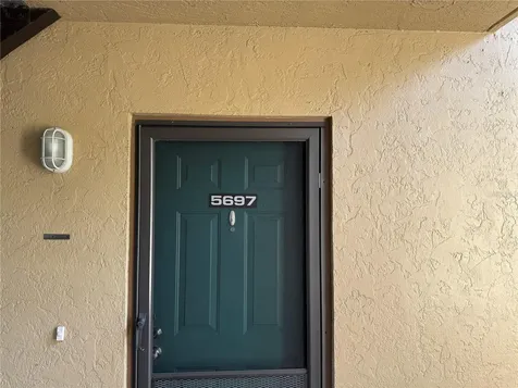 5697 Ashton Lake Drive Sarasota FL 34231