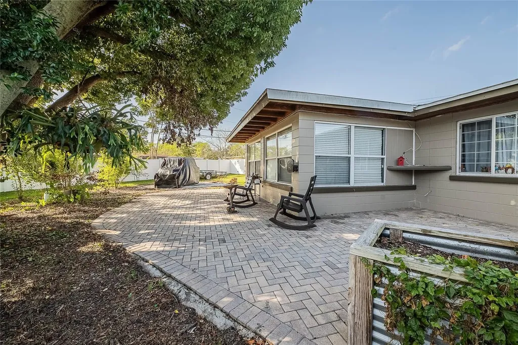 800 Avenue L SE Winter Haven FL 33880