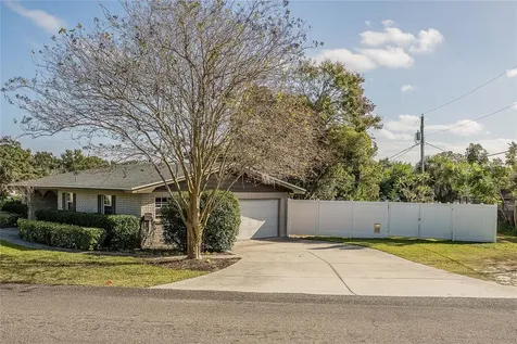 800 Avenue L SE Winter Haven FL 33880