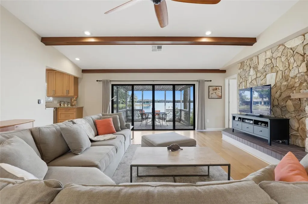 66 N Canal Drive Palm Harbor FL 34684