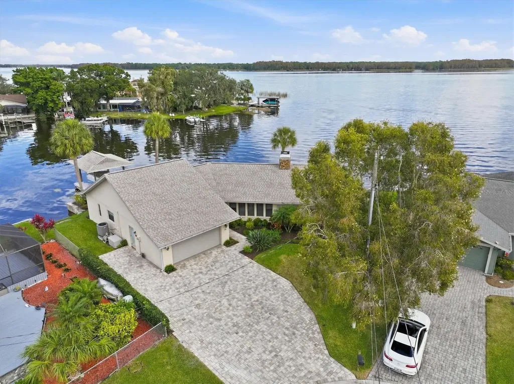 66 N Canal Drive Palm Harbor FL 34684