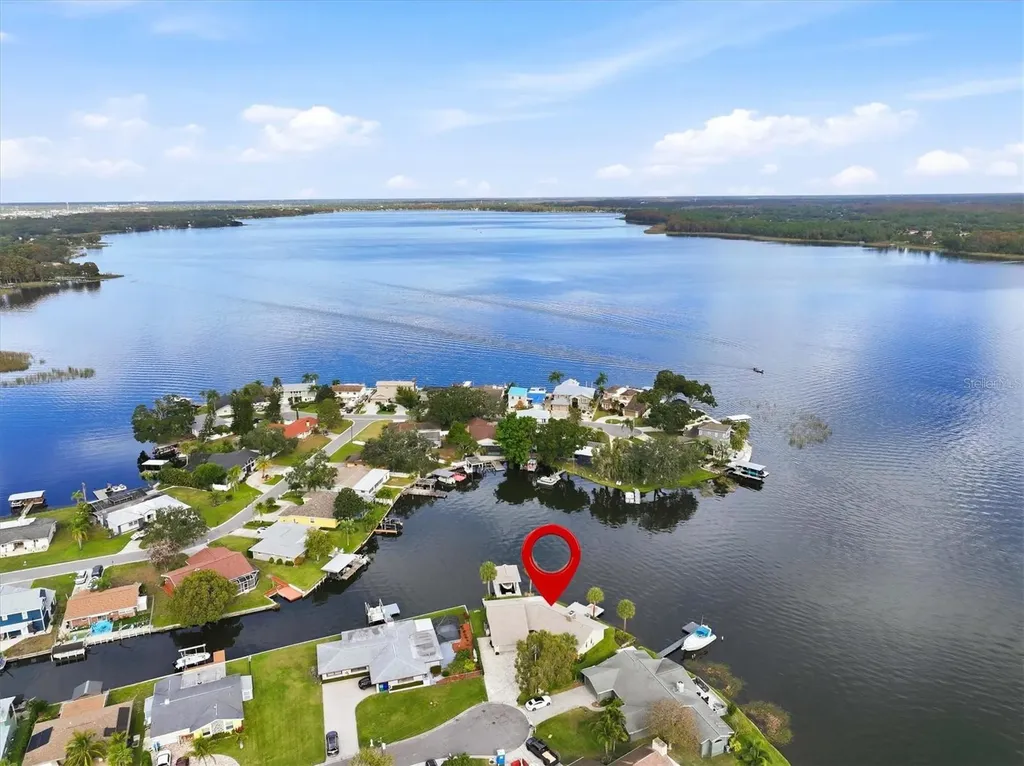 66 N Canal Drive Palm Harbor FL 34684