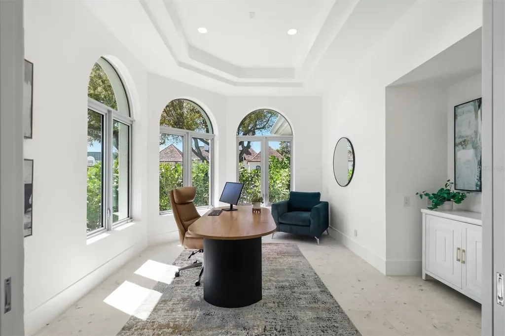 259 Robin Drive Sarasota FL 34236