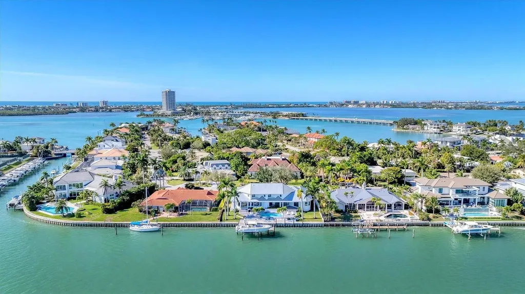 259 Robin Drive Sarasota FL 34236