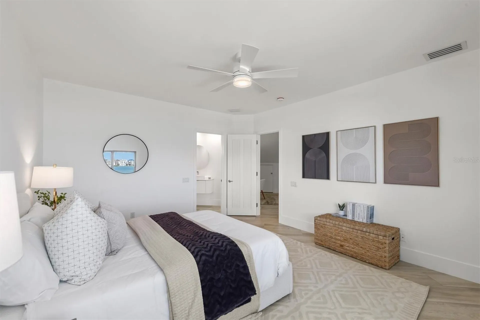 259 Robin Drive Sarasota FL 34236