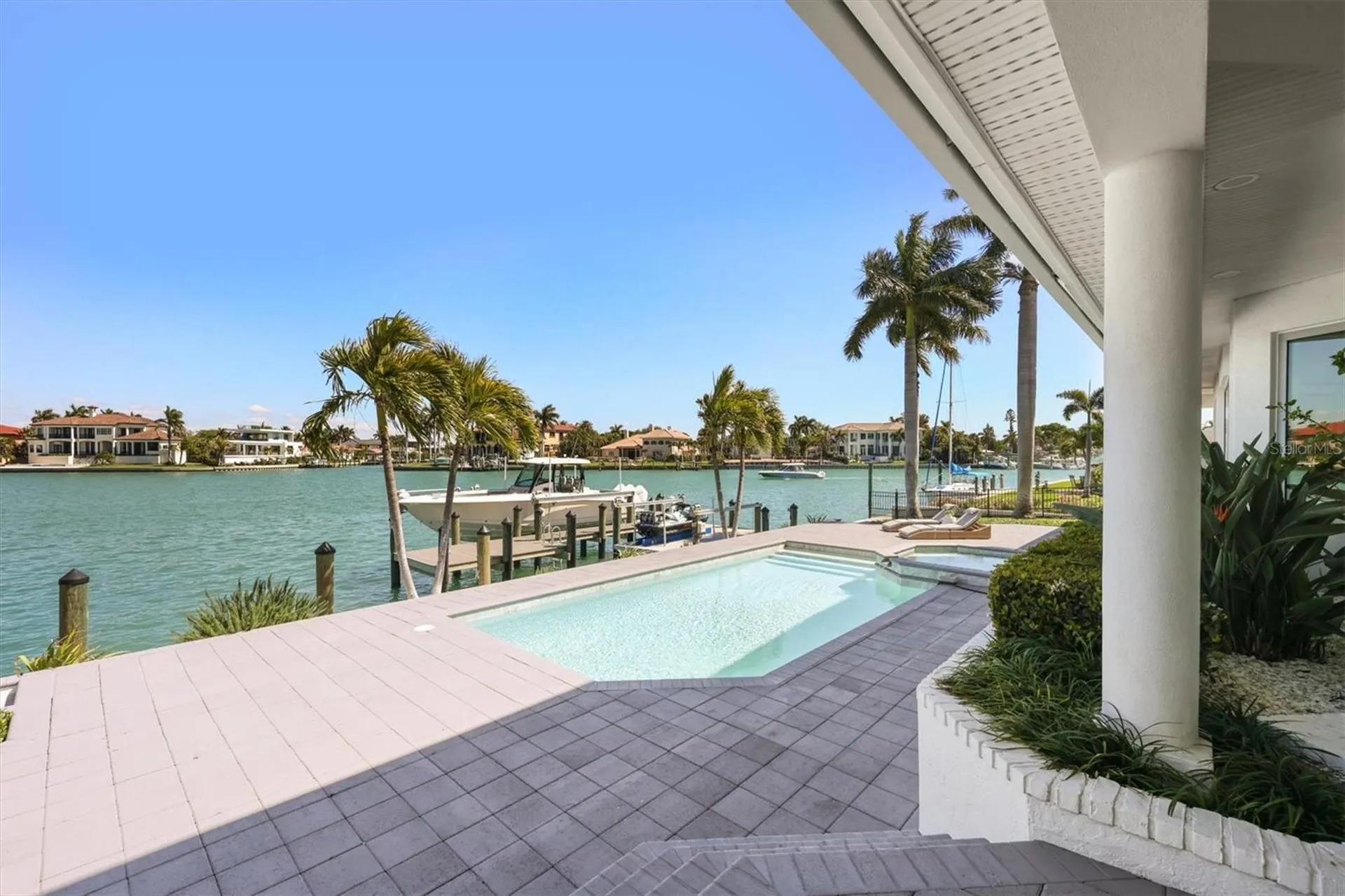 259 Robin Drive Sarasota FL 34236