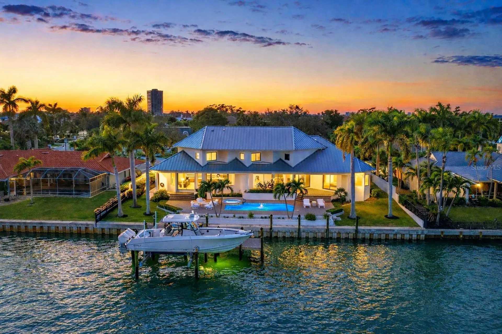 259 Robin Drive Sarasota FL 34236