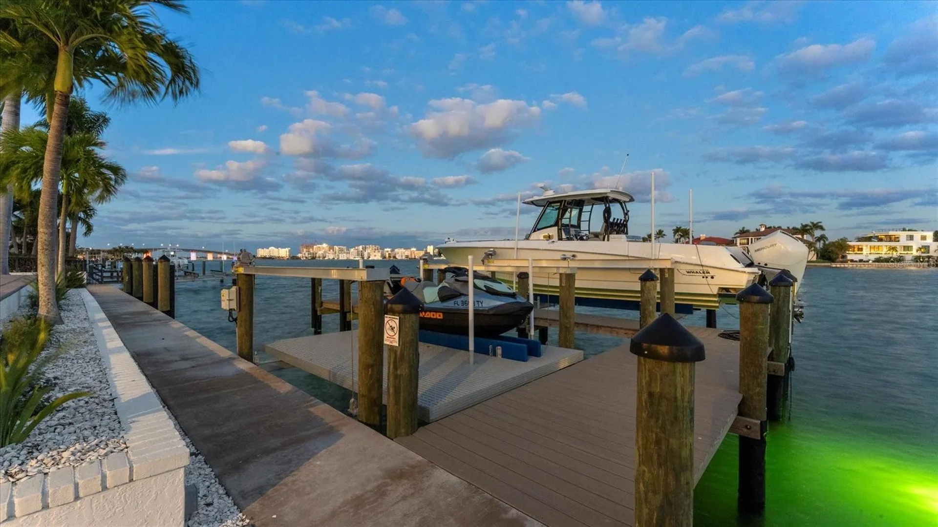 259 Robin Drive Sarasota FL 34236