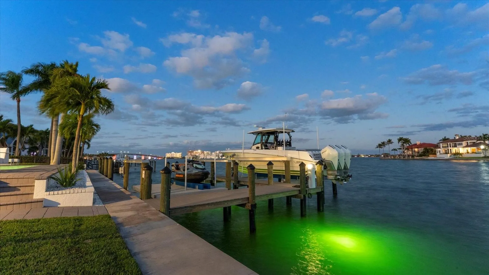 259 Robin Drive Sarasota FL 34236
